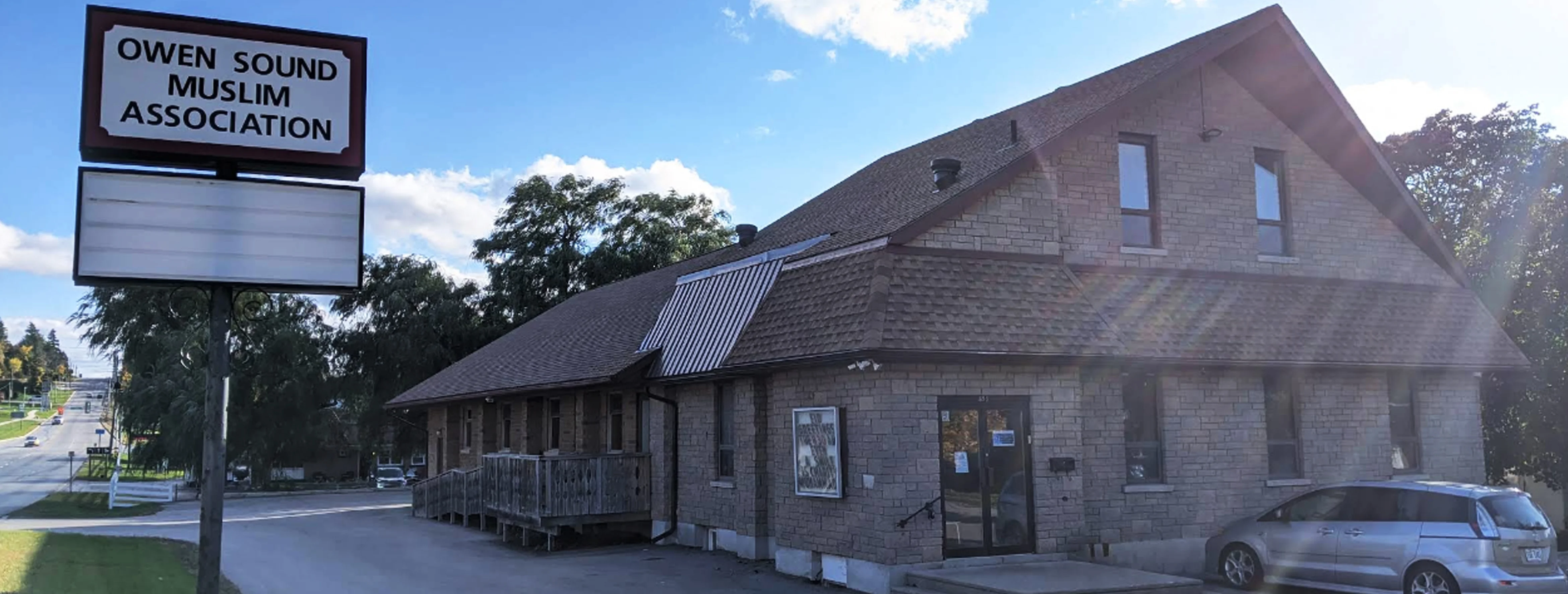 Exterior view of Owen Sound Muslim Association Owen building